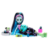 Monster High Creepover Party Frankie With Pet and Accessories - Mattel